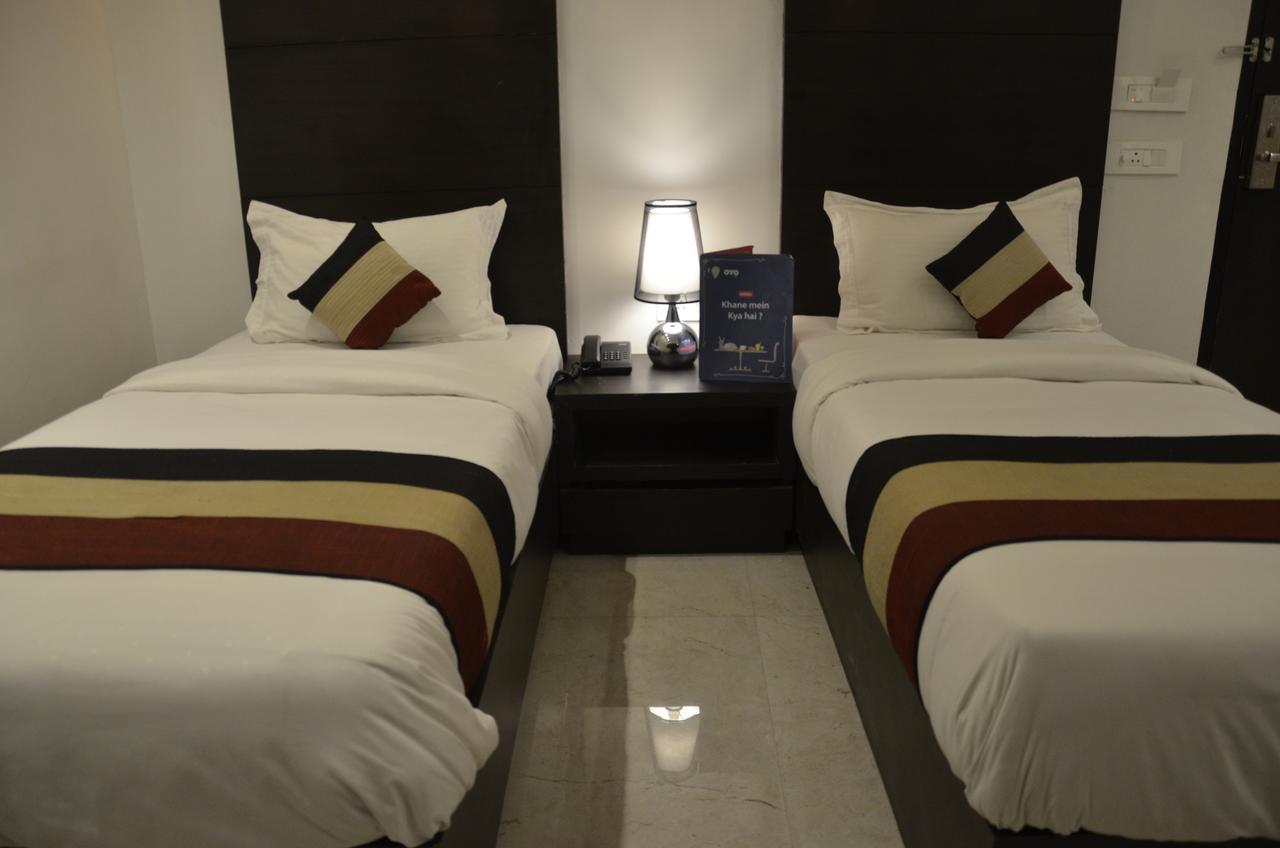 Oyo 1358 Hotel Crossroad لاكناو المظهر الخارجي الصورة